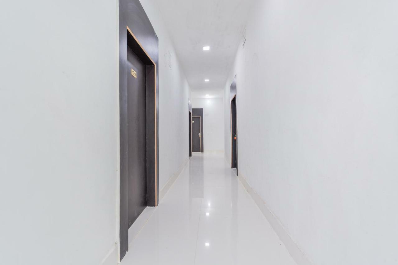 Oyo 43505 Hotel The White House Hisār Esterno foto